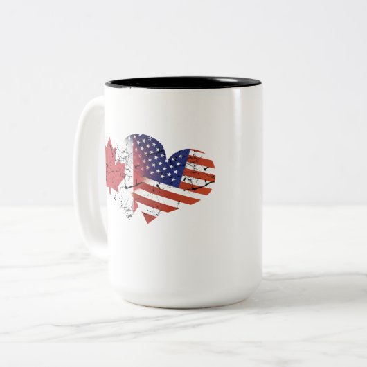 カナダの旗米国の旗のカナダの独立記念日 ツートーンマグカップ (正面左)