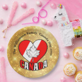 カナダの日の金ゴールドパーティーのパーソナライズ名の年9" ペーパープレート (パーティー)