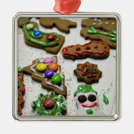 カナダアルベルタバンフフェアモントバンフ春 メタルオーナメント (正面)