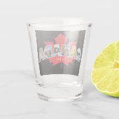 「カナダエスト。1867インチMaple Leafグラフィック ショットグラス (裏面)