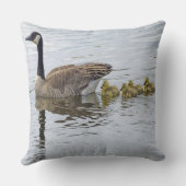 カナダガチョウとゴスリング クッション (裏面)