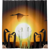 カナダガチョウと鶴の野生生物シャワーカーテン シャワーカーテン (正面)