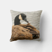 カナダグースオンザレイク クッション (裏面)