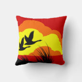 カナダゲーゼシルエット クッション (裏面)