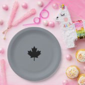 カナダブラックメープルリーフスタイル ペーパープレート (パーティー)