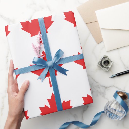 カナダメープルリーフラッピング紙- Red Canada ラッピングペーパー (ギフト)