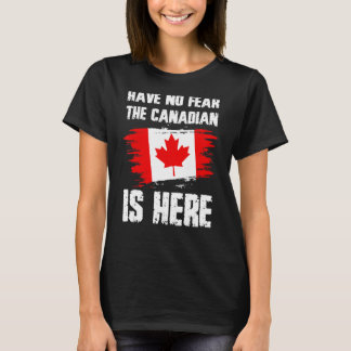 カナダ人がここにカナダ国旗Pridを持っている恐れはない Tシャツ