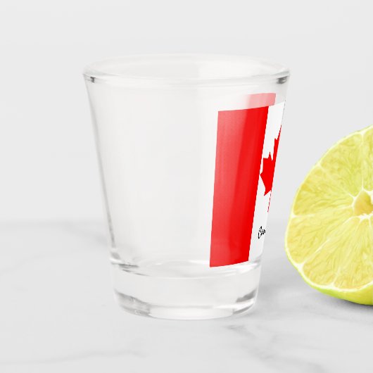 カナダ国旗とカナダの国の愛国者/スポーツ ショットグラス (左)
