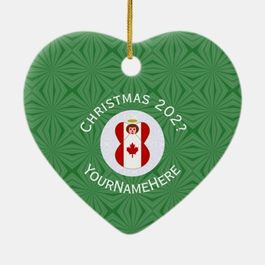 カナダ国旗のクリスマスエンジェル名の年ハート セラミックオーナメント (裏面)