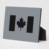 カナダ国旗のブラックスタイル フォトプラーク (側面)