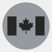カナダ国旗のブラックスタイル ラウンドシール (正面)