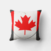 カナダ国旗の枕 クッション (裏面)