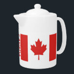 カナダ旗クラシック<br><div class="desc">このシンプルでしかしかわいらしい設計特微ポットの中間を取囲む2旗間の単語"カナダ"の画像的なカエデの葉の旗。 望めば単語"カナダ"をカスタマイズか、または削除することができます。</div>