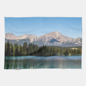 カナダ自然、ピラミッドマウンテン キッチンタオル (横)