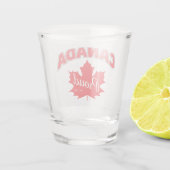 「カナダ誇りを持った・エスト。1867インチMaple Leafグラフィック ショットグラス (裏面)