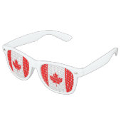 カナダ赤楓の葉愛国心の国旗 レトロサングラス (アングル)