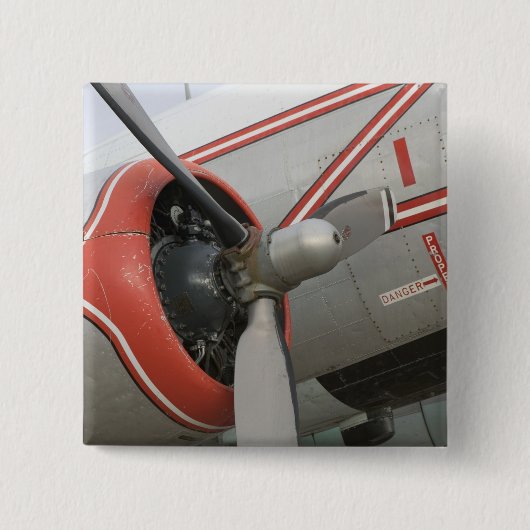 カナダ アルバータ州 エドモントン: アルバータ州航空 缶バッジ (正面)