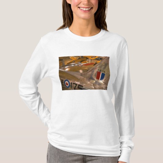 カナダ, アルバータ州, カルガリー: 航空宇宙博物館 Tシャツ (正面)