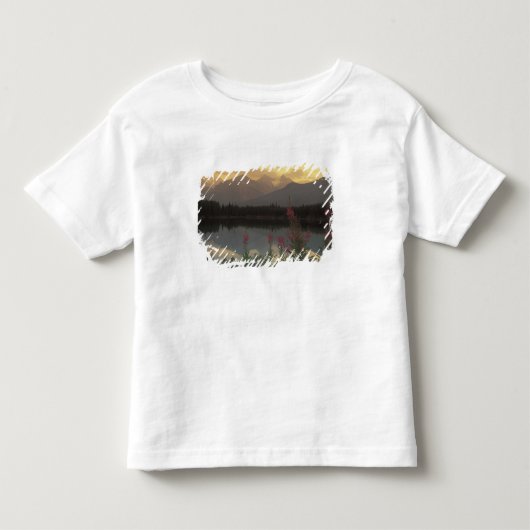 カナダ アルバータ州 バンフ 朝の景色 トドラーTシャツ (正面)