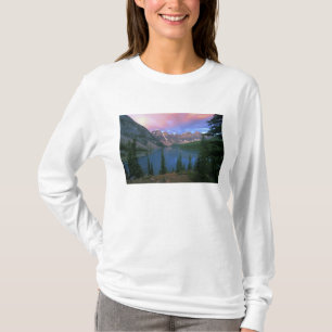 カナダ アルバータ州 モレーン湖 黎明 バンフ Tシャツ