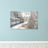 カナダ、アルバータ州。VIA鉄道雪車間 キャンバスプリント (インサイチュ (ウッドフロア))