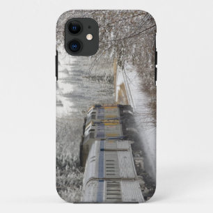 カナダ アルバータ州 VIA Rail スノートレイン、 iPhone 11 ケース