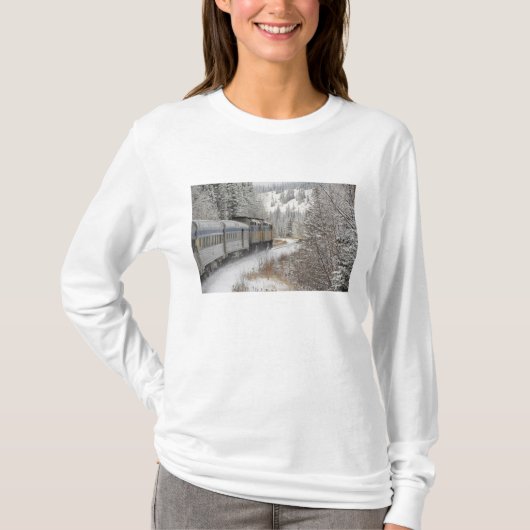カナダ アルバータ州 VIA Rail スノートレイン Tシャツ (正面)
