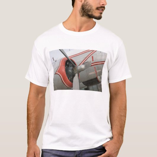 カナダ アルバータ エドモントン: アルバータ航空 Tシャツ (正面)