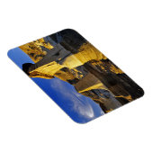 カナダ、アルバータ、ドラムヘラー。フードー。 マグネット (右側)