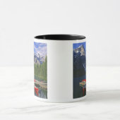 カナダ、アルバータ、モライン湖。赤いカヌーが待っている マグカップ (中央)