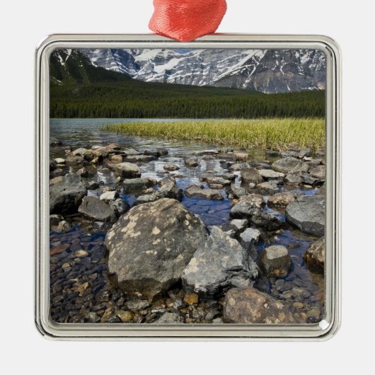 カナダ、アルベルタ、ロッキー山脈、バンフナショナル メタルオーナメント (正面)