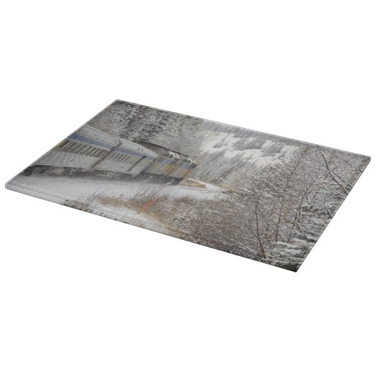 カナダ、アルベルタ。VIAレール雪上車間 カッティングボード (角)