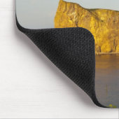 カナダ、ケベック州のRocher Perce (Perce Rock)。 マウスパッド (コーナー)