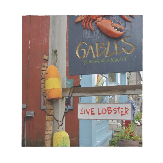 カナダ、ニューブランズウィック、セントアンドリュース。カラフル ノートパッド (正面)