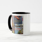 カナダ、ニューブルンズウィック、セントアンドリュース。カラフル マグカップ (正面左)