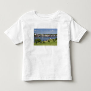 カナダ ノバスコシア州 ルーネンバーグ トドラーTシャツ