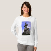 カナダ ノースウエスト準州 イヌクシュク Tシャツ (正面フル)