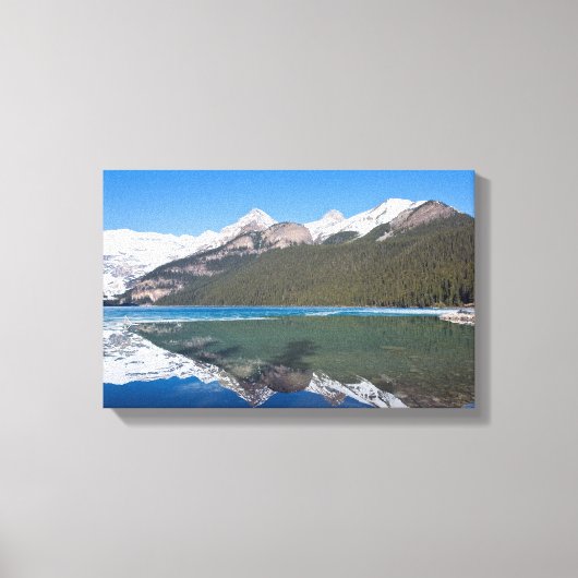 カナダ・バンフ国立公園のレイク・ルイーズを反射する キャンバスプリント (正面)