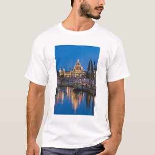 カナダ、ブリティッシュコロンビア州、ビクトリア、インナー Tシャツ