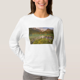 カナダ ブリティッシュコロンビア州 ヨーホー国立公園 2 Tシャツ