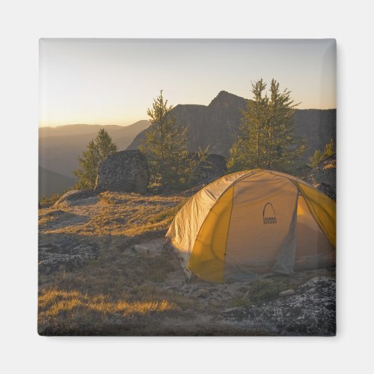 カナダ、ブリティッシュ・コロンビア、カテドラル地方 マグネット (正面)