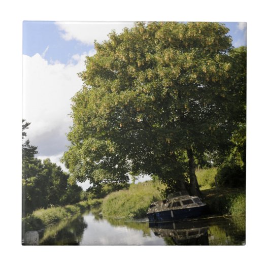 カナルボーツ タイル (正面)