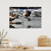 カナ飛んでいるダガチョウと冬の池ワイルドライフ2 ポスター (キッチン)