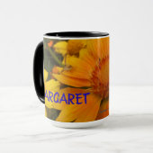 カニのクモを持つオレンジとレモンのブランケットの花 マグカップ (正面左)