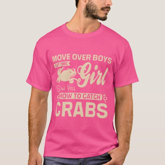 カニを捕まえる方法を見せてくれる女の子 ギフト Tシャツ (正面)