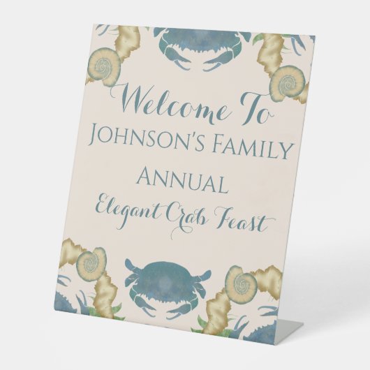 カニエレガントの饗宴 – 水カラーブルーカニ、シーシェル 台座サイン (正面)