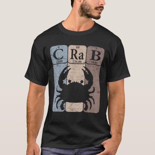 カニ元素周期表 シーフード カニ漁 Tシャツ (正面)