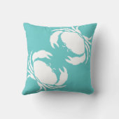 カニ白オンティール(緑がかった色)ブルー枕 クッション (裏面)