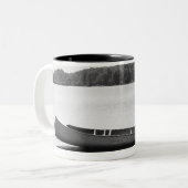 カヌーのカップル ツートーンマグカップ (正面左)