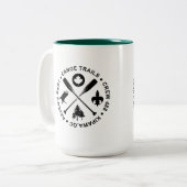 カヌーのトレイルがパドルを越えたコーヒーマグ ツートーンマグカップ (正面左)